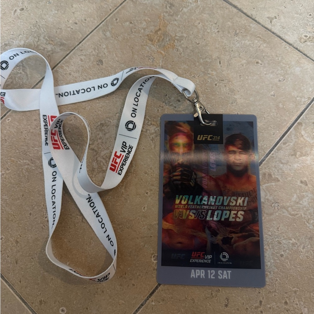 UFC 314 VIP Experience - memorabilia